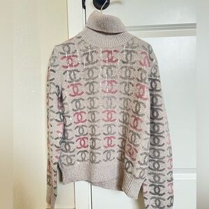 Chanel wool cashmere pullover sweater